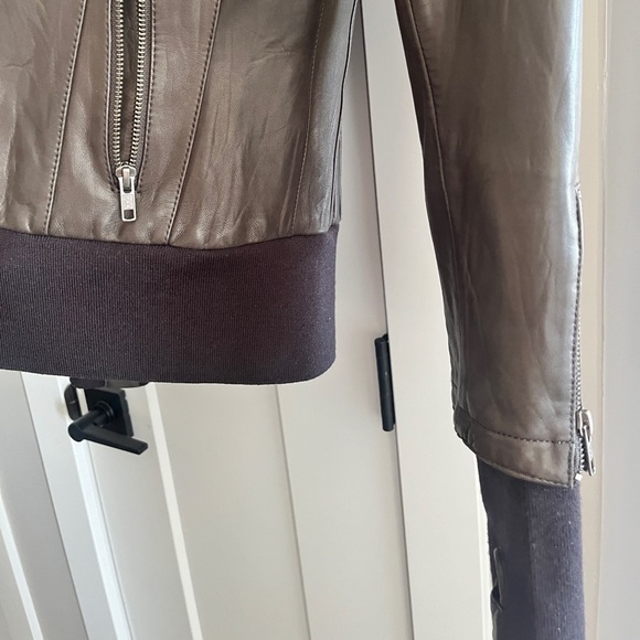 Small brown leather Mackage jacket NWOT - Picture 3 of 8